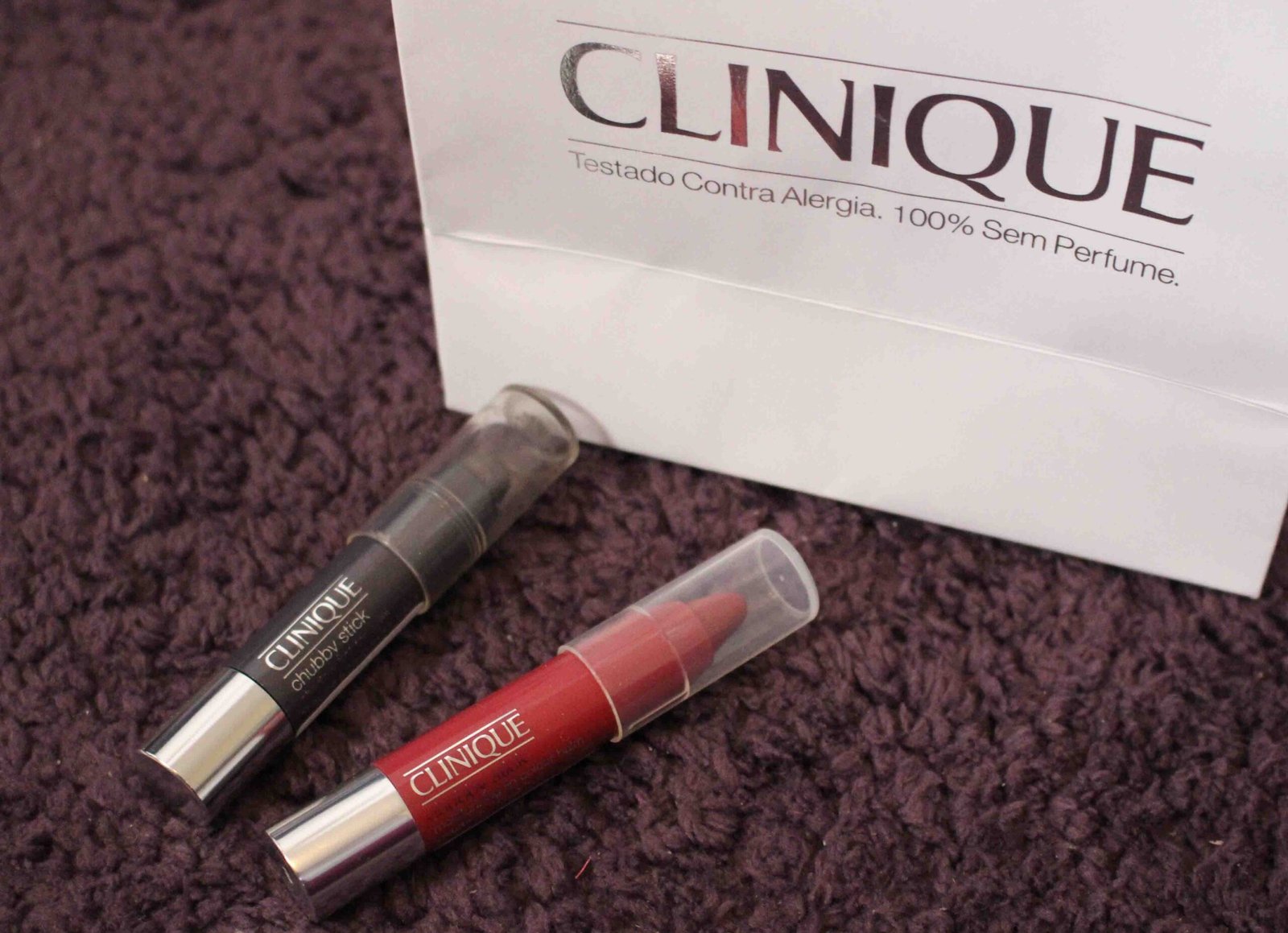 Vale a pena? Sombra e balm labial Clinique