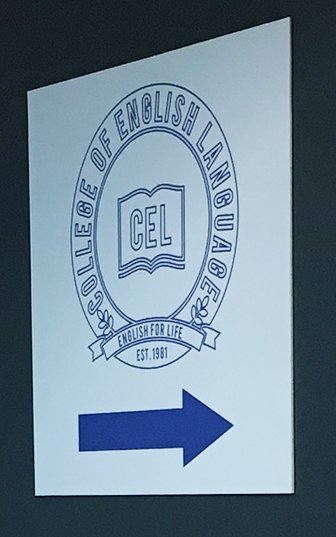 Como era a CEL escola em Santa Mônica